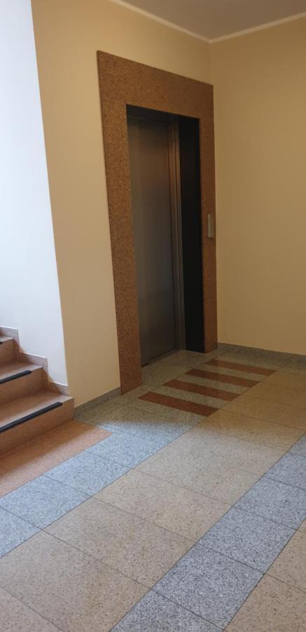 Apartament Pod Trzema Niebieskimi Kaczorami Apartment Gdansk Luaran gambar